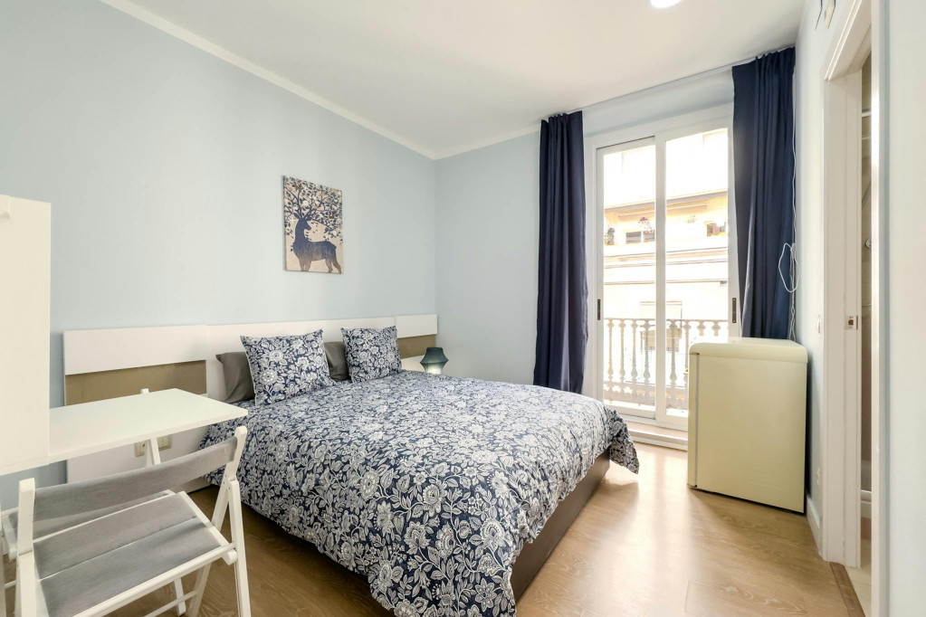 Carrer Nou de la Rambla, Barcelona - Barcelone - chambre - ImmoJeune