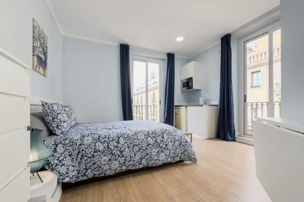 Carrer Nou de la Rambla, Barcelona - Barcelone - chambre - ImmoJeune