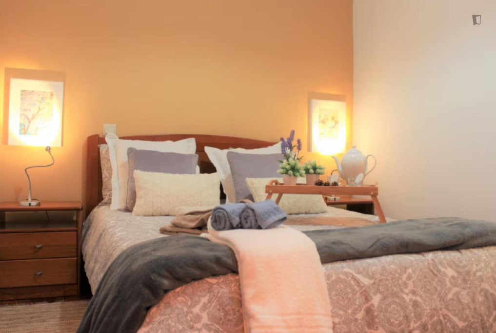 Passionate 2 Bedroom Apartment close to Lido viewpoint - Funchal - chambre - ImmoJeune
