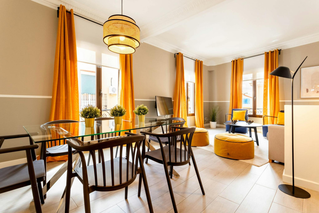 Calle de Jesús y María, Madrid - Madrid - chambre - ImmoJeune