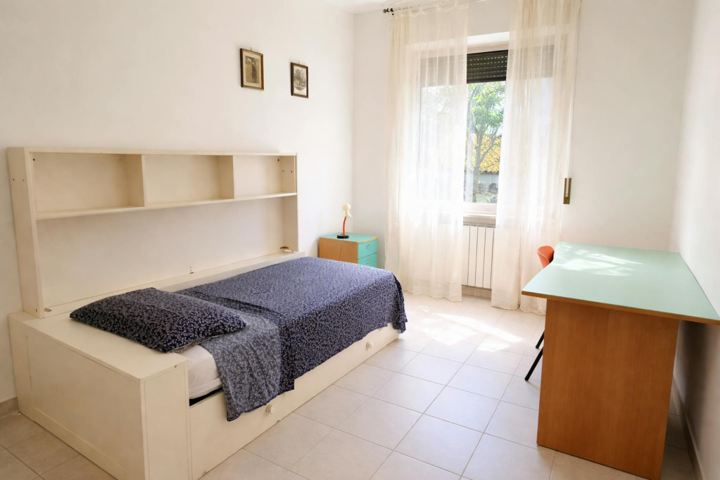 Via Spartaco Carlini, Pisa - Pisa - chambre - ImmoJeune