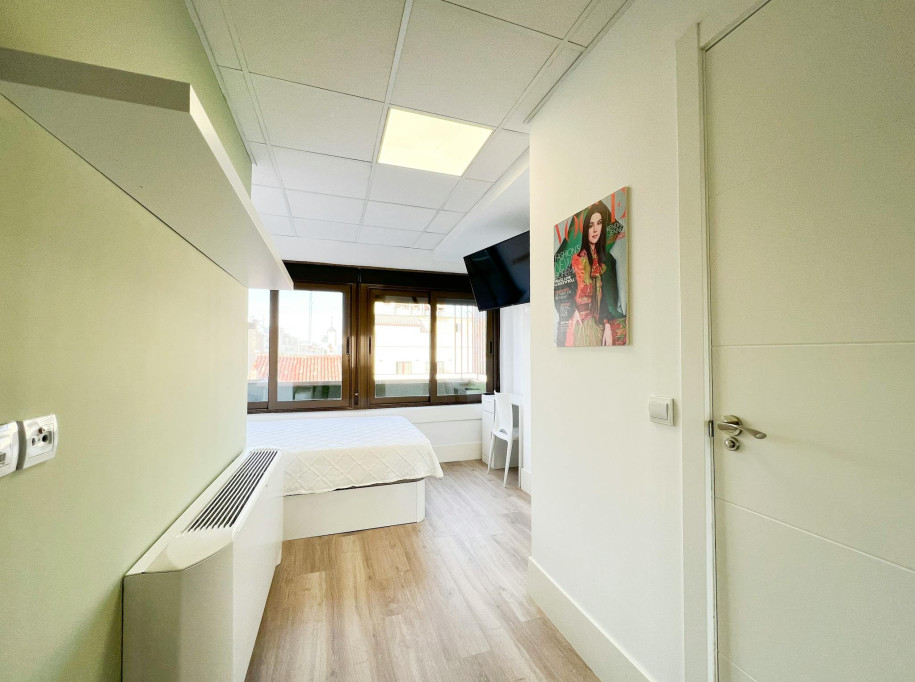 Calle de San Bernardo, Madrid - Madrid - chambre - ImmoJeune