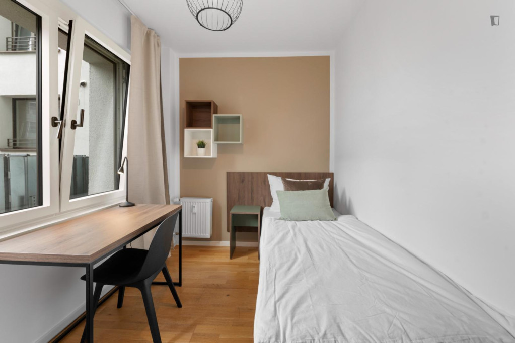 Welcoming single bedroom close to Humboldt-Universität zu Berlin - Berlin - chambre - ImmoJeune