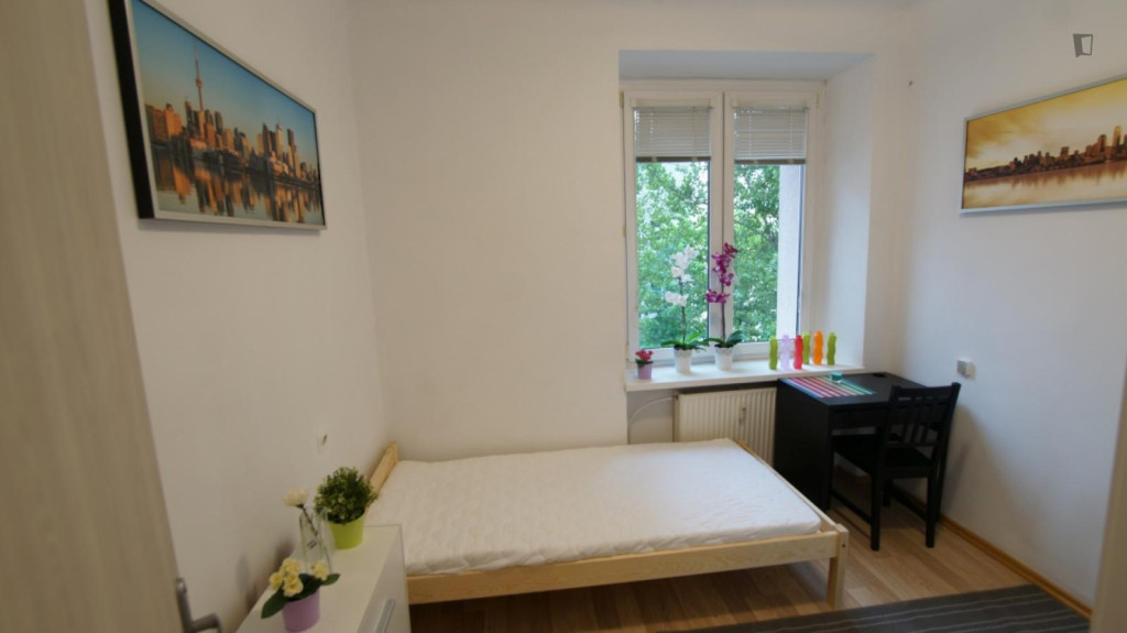 Very nice single bedroom in Old Polesie - Lodz - chambre - ImmoJeune