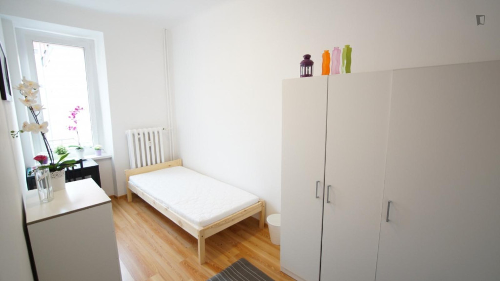 Bright single bedroom in Old Polesie - Lodz - chambre - ImmoJeune