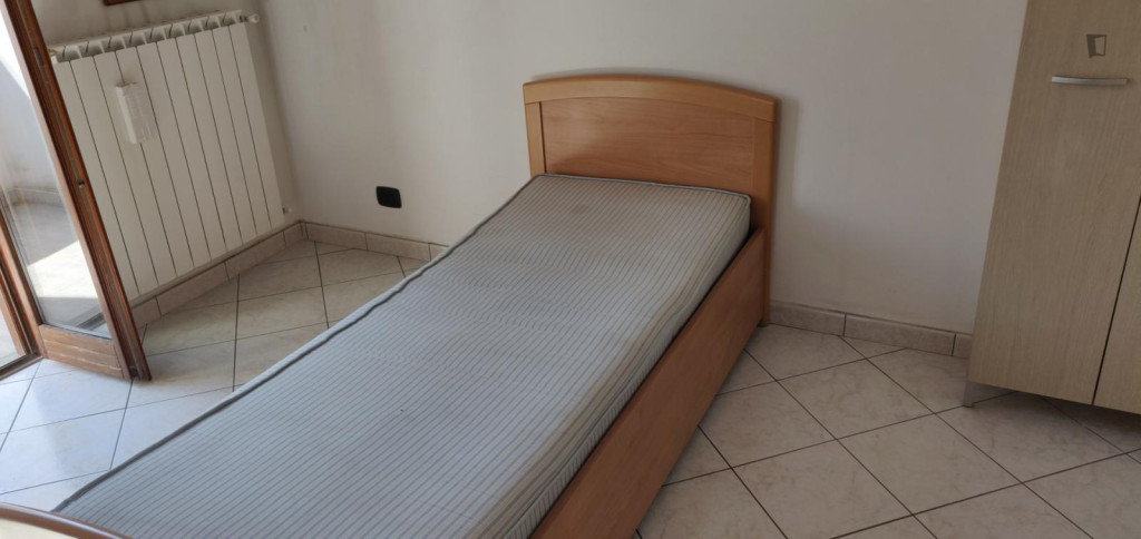 Singe Bedroom in Turin - Turin - chambre - ImmoJeune