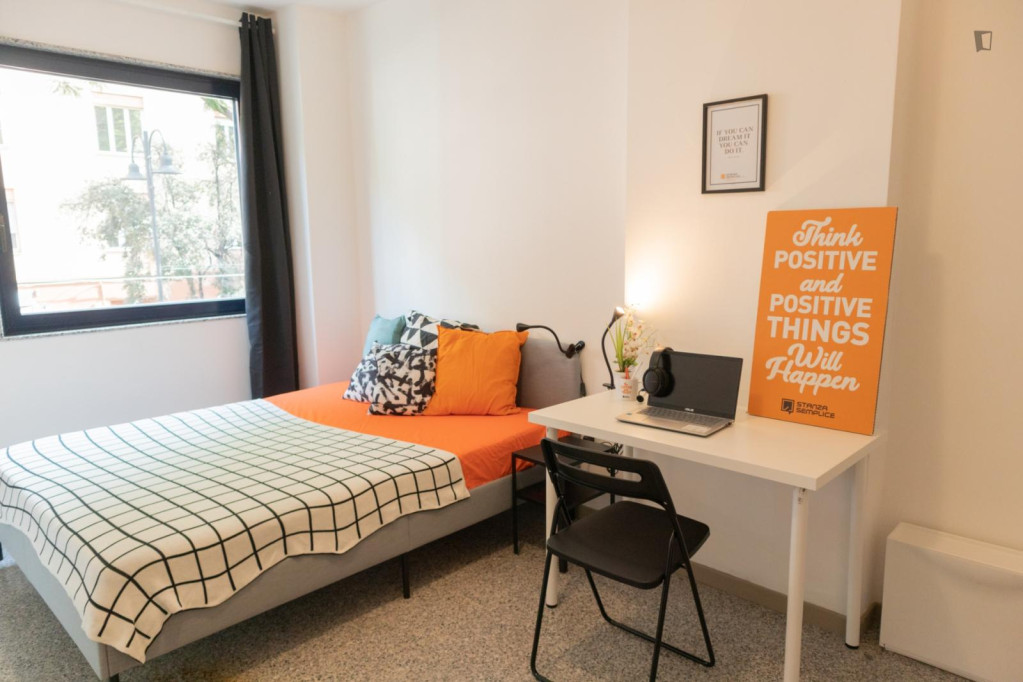 Pleasant single bedroom in the center of cagliari - Cagliari - chambre - ImmoJeune
