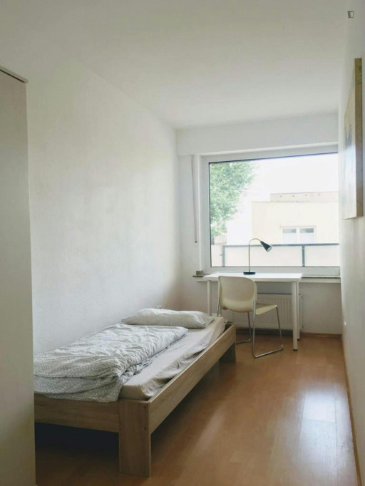 Inviting single bedroom near Markgrafenstraße station - Dortmund - chambre - ImmoJeune