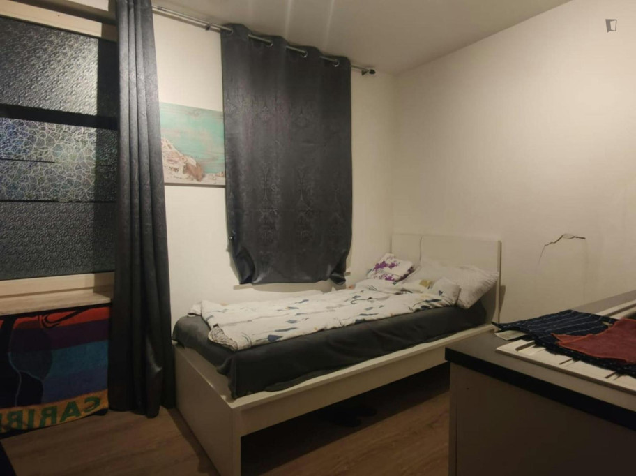 Neat single bedroom in the Hafen-Südost neighbourhood - Dortmund - chambre - ImmoJeune