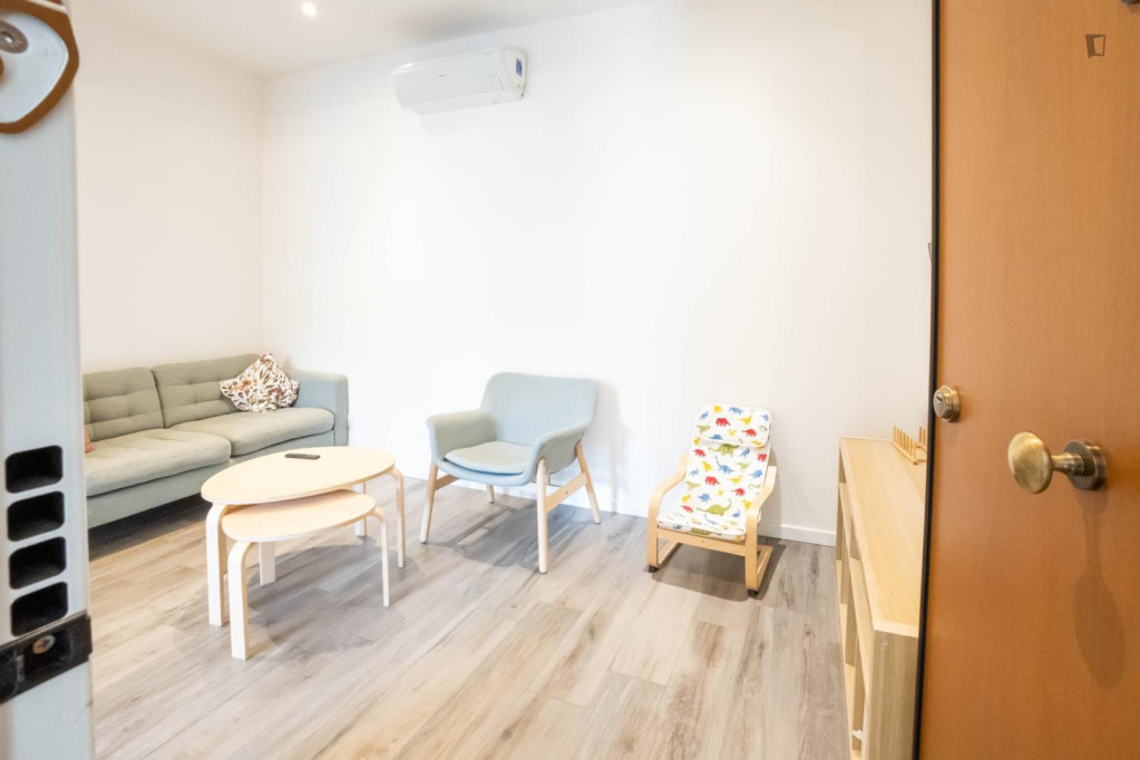 Welcoming 2-bedroom flat in Bolognina - Bologne - chambre - ImmoJeune