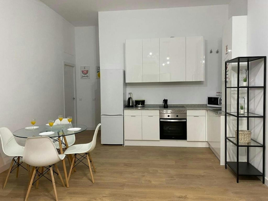 Calle del Sanguiño, Madrid - Madrid - chambre - ImmoJeune
