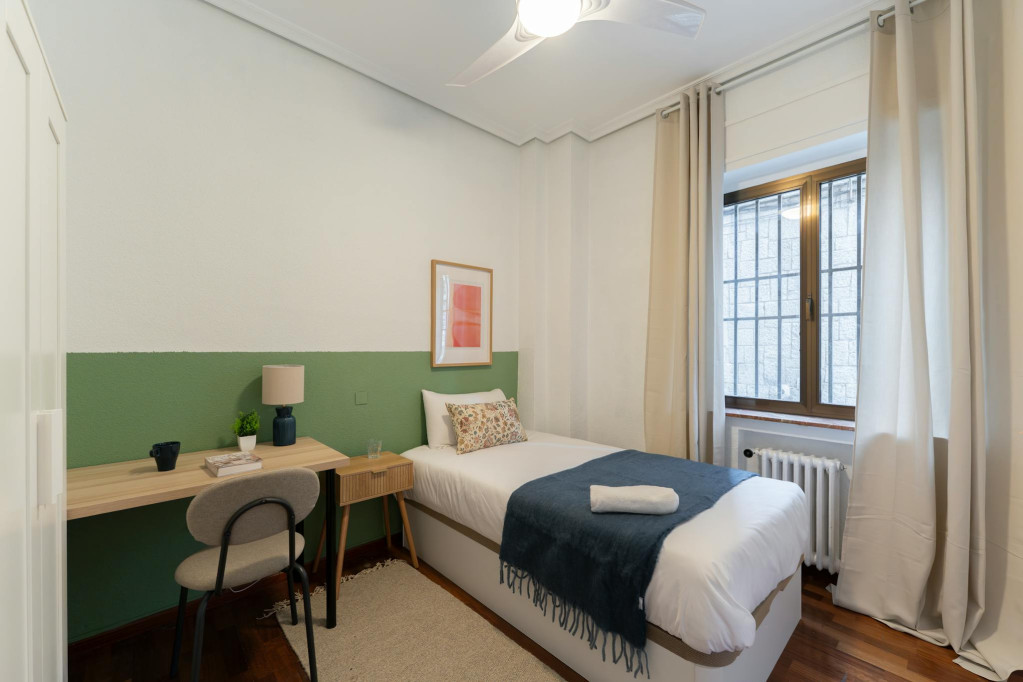 Paseo de la Castellana, Madrid - Madrid - chambre - ImmoJeune