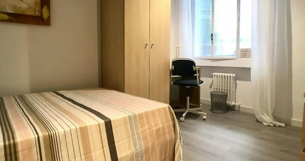 Calle de Rosario Pino, Madrid - Madrid - chambre - ImmoJeune