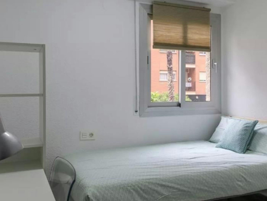 Calle Explorador Andrés, Valencia - Valence - chambre - ImmoJeune