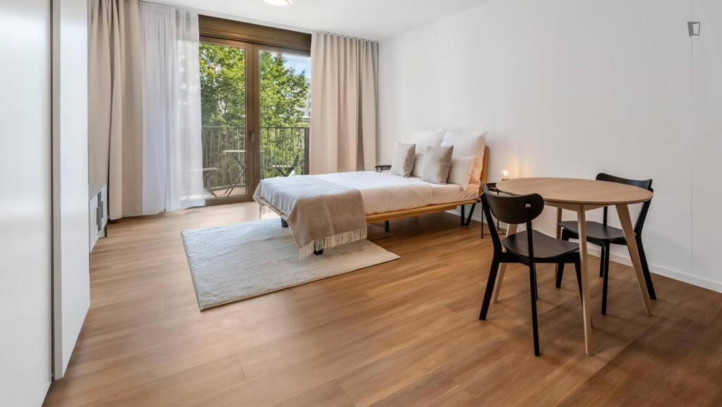 Classy studio in Moabit - Berlin - chambre - ImmoJeune