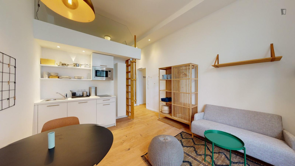 Marvellous single ensuite bedroom with kitchenette, in Prenzlauer Berg - Berlin - chambre - ImmoJeune