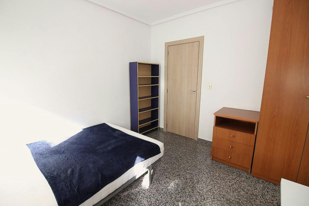 Carrer del Doctor Vicente Pallarés, Valencia - Valence - chambre - ImmoJeune