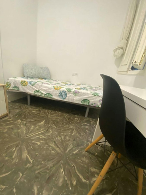 Carrer del Convent de Santa Clara, Valencia - Valence - chambre - ImmoJeune
