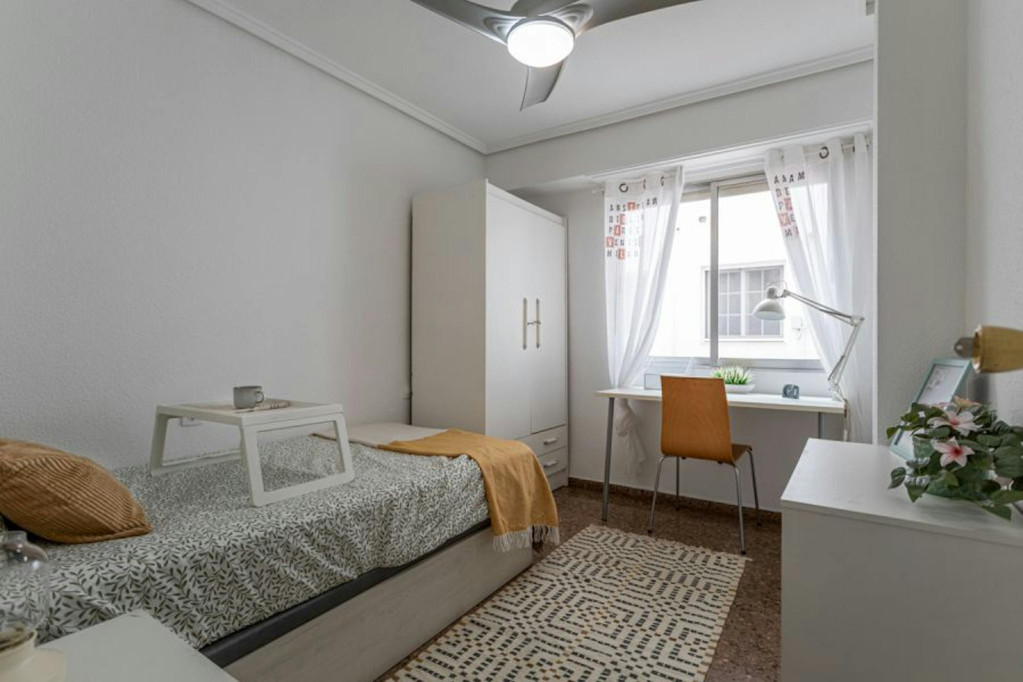 Carrer del Beat Joan Grande, Valencia - Valence - chambre - ImmoJeune
