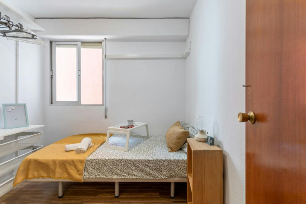 Carrer del Poeta Más i Ros, Valencia - Valence - chambre - ImmoJeune