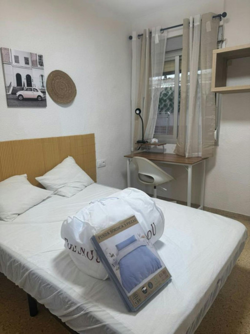 Carrer de Sant Francesc d'Assís, Valencia - Valence - chambre - ImmoJeune