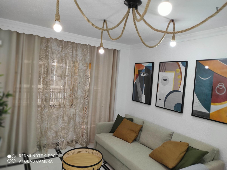 Beautiful 3-bedroom apartment in the Huelin area - subway stop at the door - Malaga - chambre - ImmoJeune