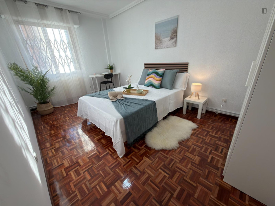 Very cool double bedroom in Getafe - Madrid - chambre - ImmoJeune