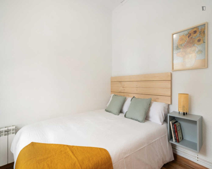 Stylish double bedroom near Mar de Cristal - Madrid - chambre - ImmoJeune