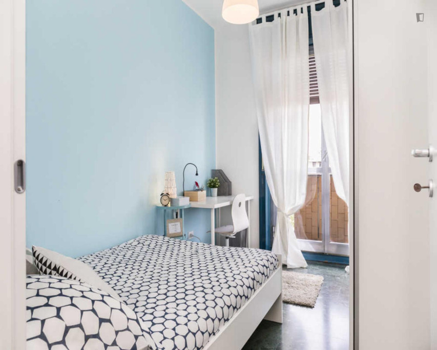 Very cool single bedroom in Washington - Milan - chambre - ImmoJeune