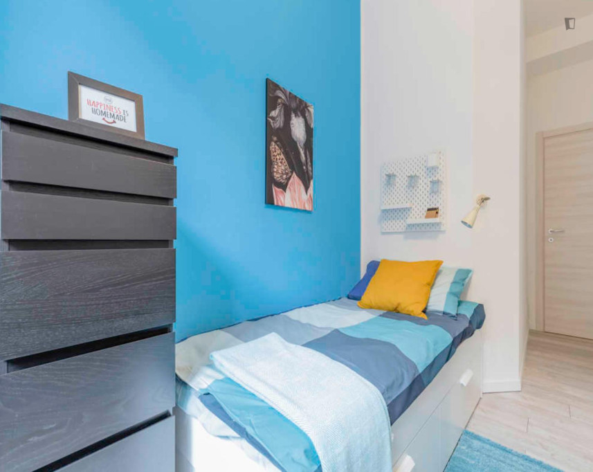 Cosy single bedroom near near Cenisio metro station - Milan - chambre - ImmoJeune