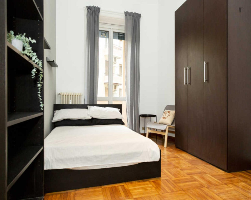 Bright double bedroom in Zona Risorgimento - Milan - chambre - ImmoJeune
