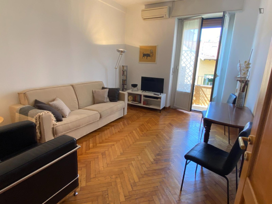 Appealing 1-bedroom apartment in Corvetto - Milan - chambre - ImmoJeune