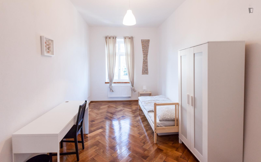 Big single bedroom in Feldmüllersiedlung - Munich - chambre - ImmoJeune