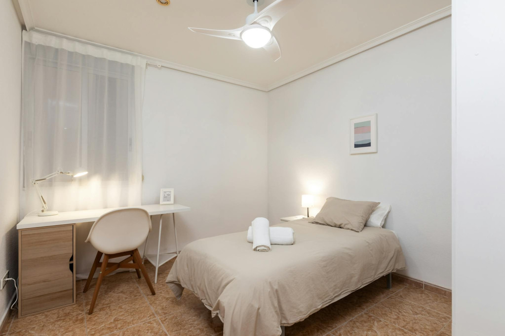 Carrer d' Alexandre VI, Valencia - Valence - chambre - ImmoJeune