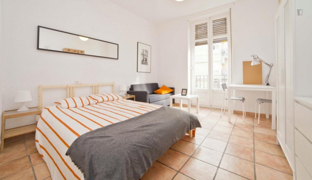 Super cool double bedroom in trendy l'Eixample - Valence - chambre - ImmoJeune