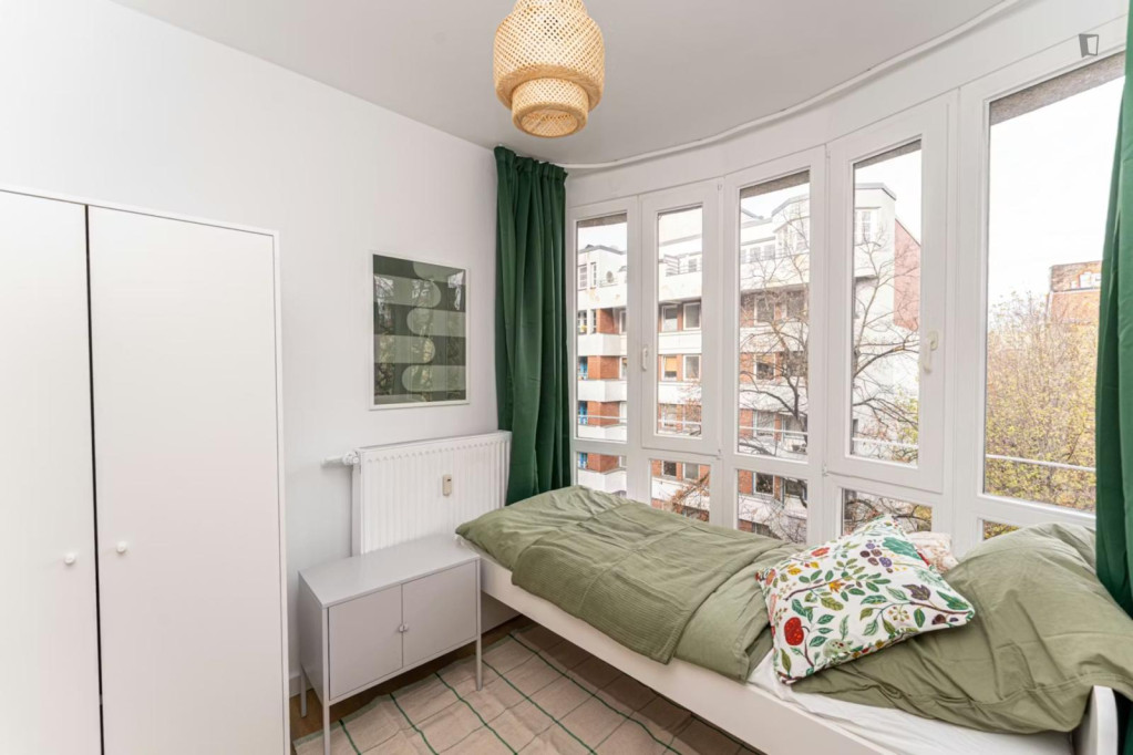 Brilliant single bedroom in well-connected Neukölln - Berlin - chambre - ImmoJeune