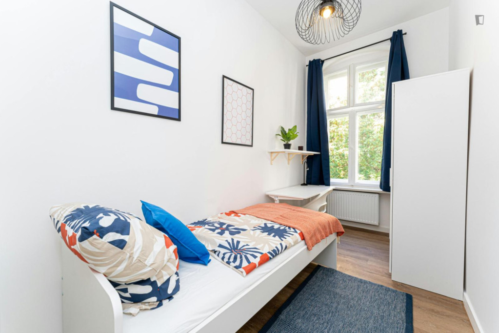 Classy single bedroom near popular Tempelhofer Feld - Berlin - chambre - ImmoJeune