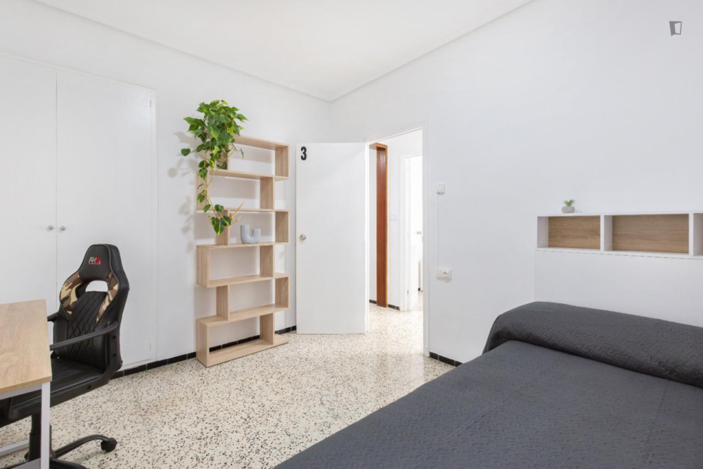 Cozy private room in Elche in a 5 bedroom apartment - Elche - chambre - ImmoJeune