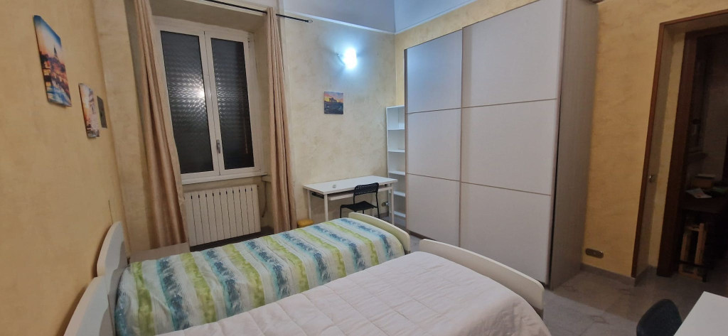 Via Merulana, Rome - Rome - chambre - ImmoJeune