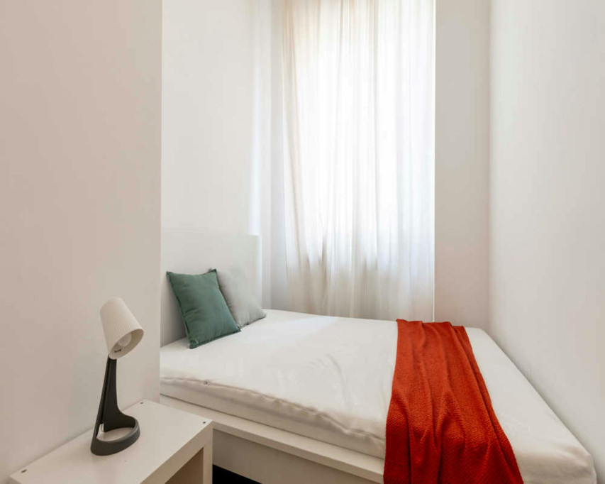 Via Giovanni Battista Pergolesi, Milan - Milan - chambre - ImmoJeune