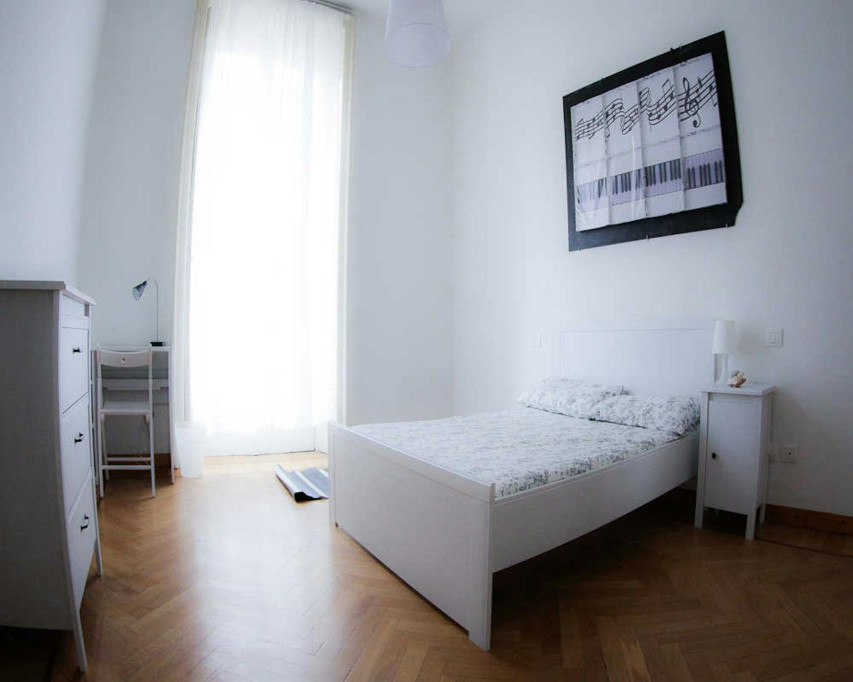 Viale Regina Giovanna, Milan - Milan - chambre - ImmoJeune