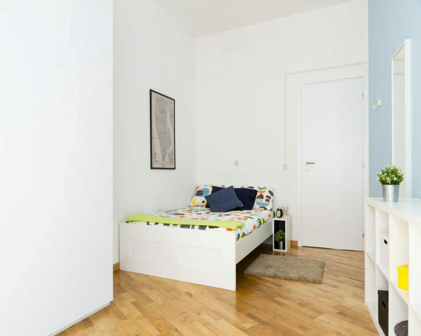 Via Larga, Milan - Milan - chambre - ImmoJeune