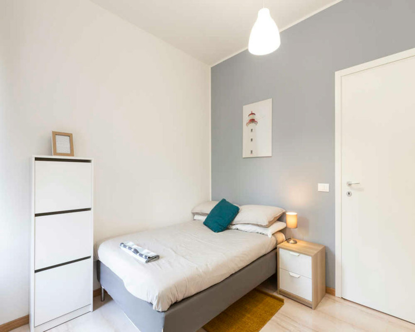 Via Lorenteggio, Milan - Milan - chambre - ImmoJeune
