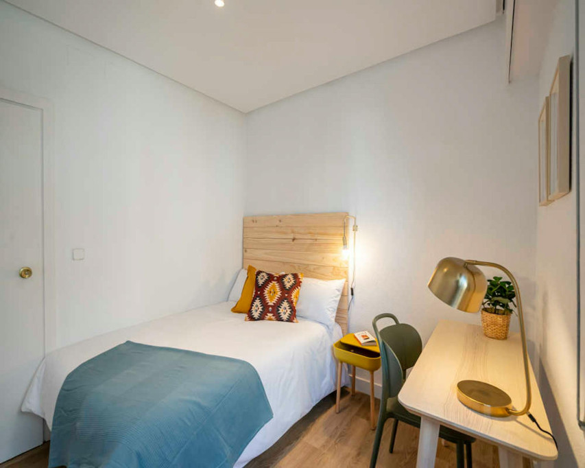 Calle del Conde de la Cimera, Madrid - Madrid - chambre - ImmoJeune