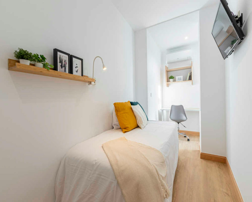 Calle de San Lorenzo, Madrid - Madrid - chambre - ImmoJeune