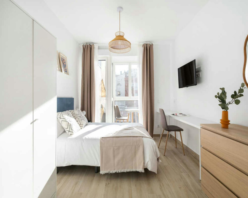 Calle de las Magnolias, Madrid - Madrid - chambre - ImmoJeune
