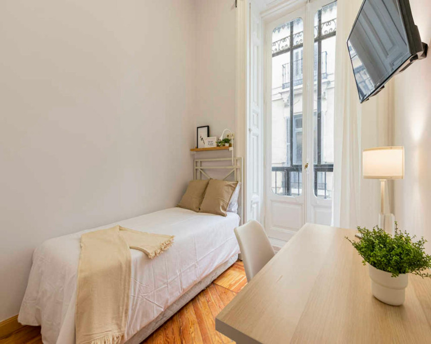 Calle de San Lorenzo, Madrid - Madrid - chambre - ImmoJeune