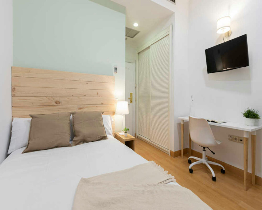 Calle de San Lorenzo, Madrid - Madrid - chambre - ImmoJeune