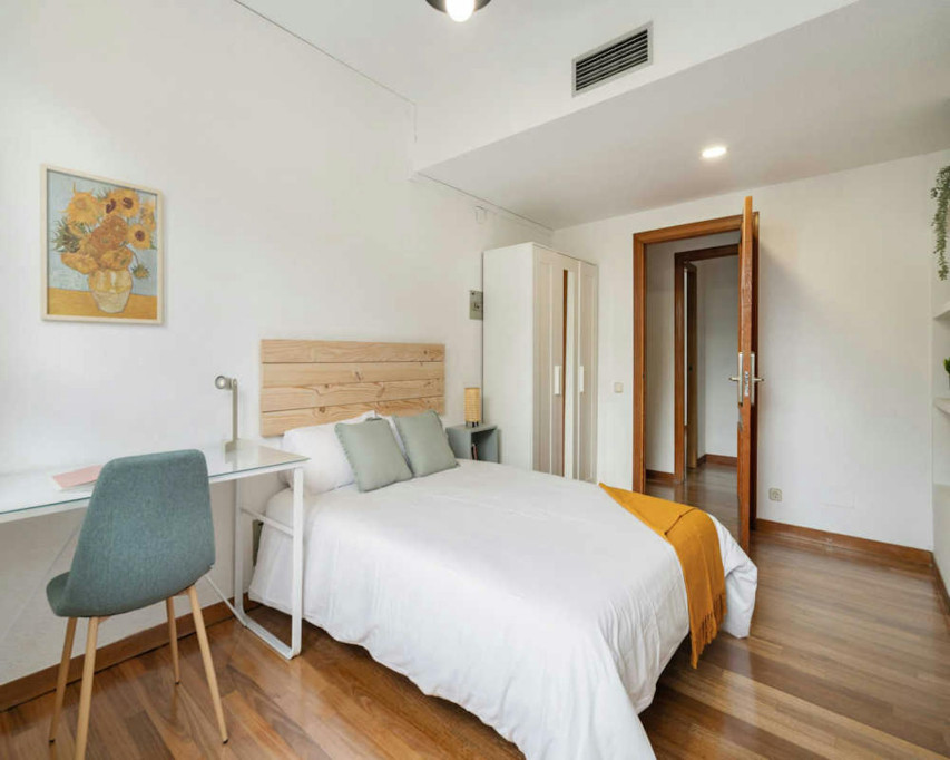 Calle de Mesena, Madrid - Madrid - chambre - ImmoJeune