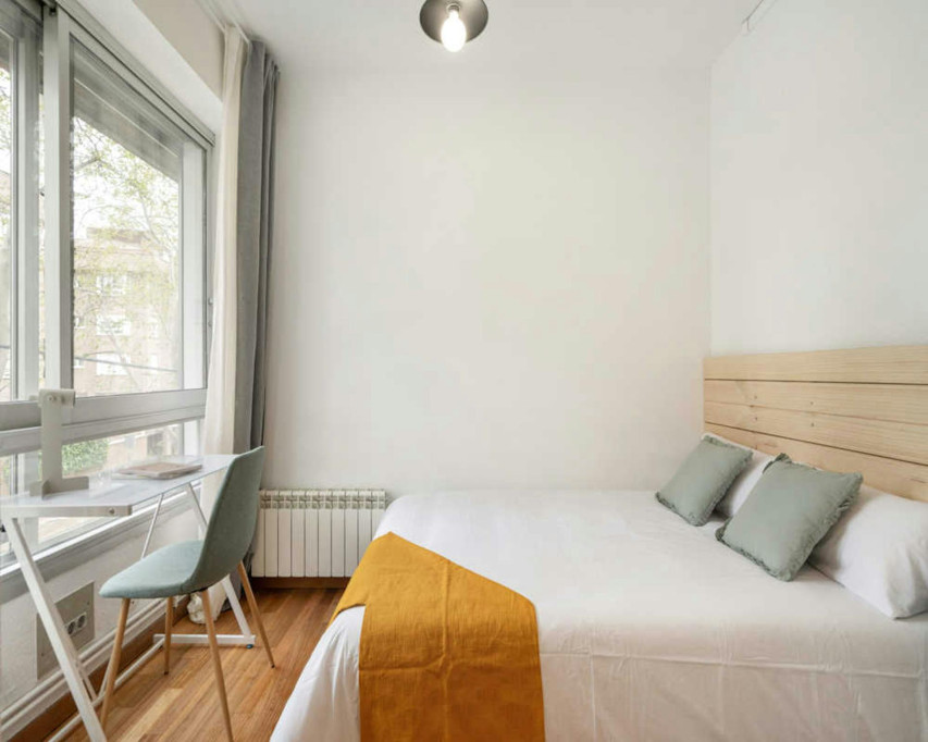 Calle de Mesena, Madrid - Madrid - chambre - ImmoJeune